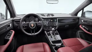 2026 Porsche Macan GTS - Image 25 of 30