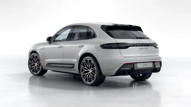 2026 Porsche Macan GTS - Image 22 of 30