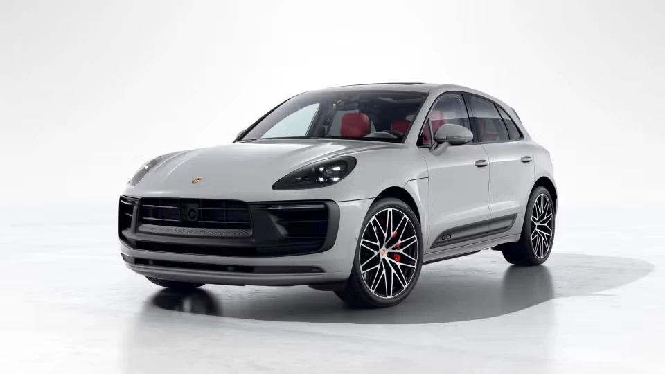 2026 Porsche Macan GTS - Image 3 of 30