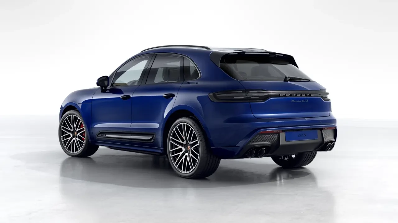 2026 Porsche Macan - Image 24 of 30