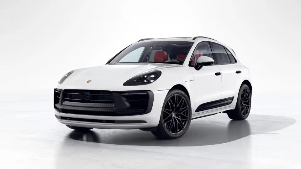 2026 Porsche Macan GTS - Image 3 of 30