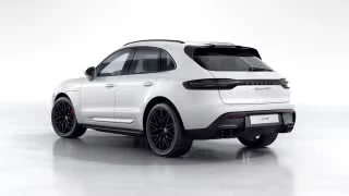 2026 Porsche Macan GTS - Image 17 of 30