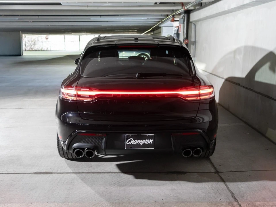 2026 Porsche Macan GTS - Image 10 of 30