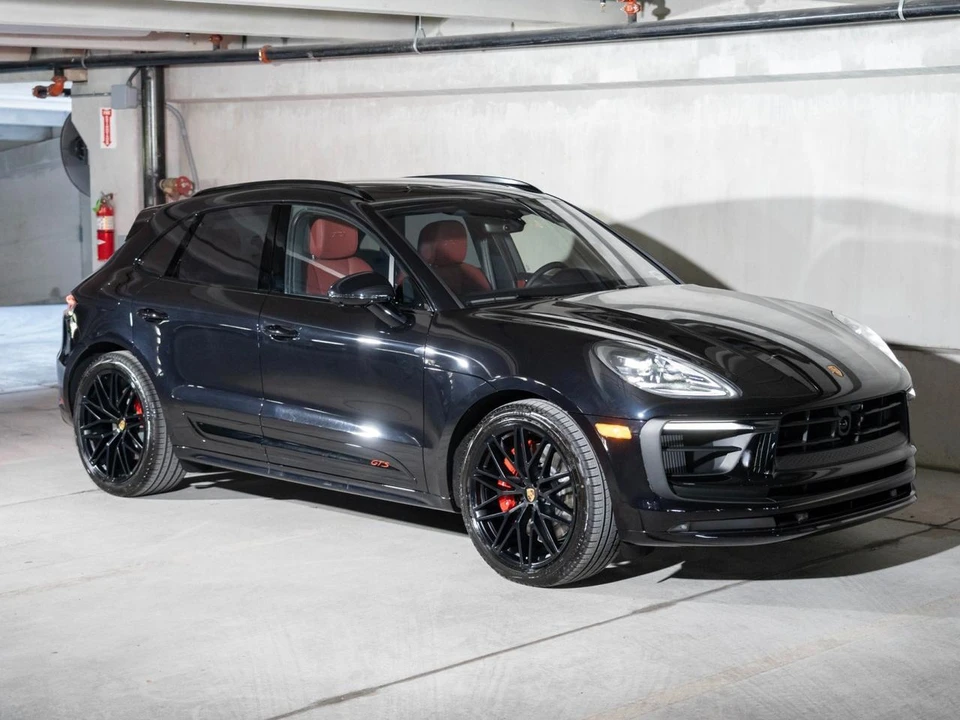 2026 Porsche Macan GTS - Image 7 of 30