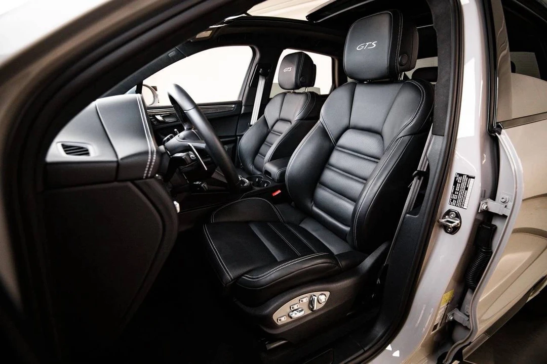 2026 Porsche Macan GTS - Image 5 of 5