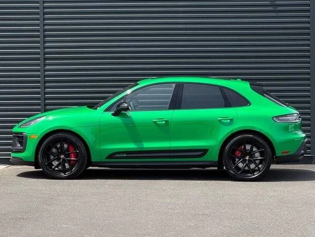 2026 Porsche Macan GTS - Image 2 of 5