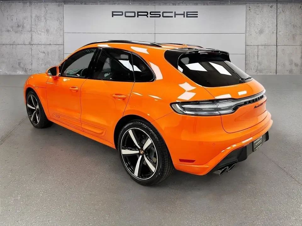 2026 Porsche Macan GTS - Image 23 of 31