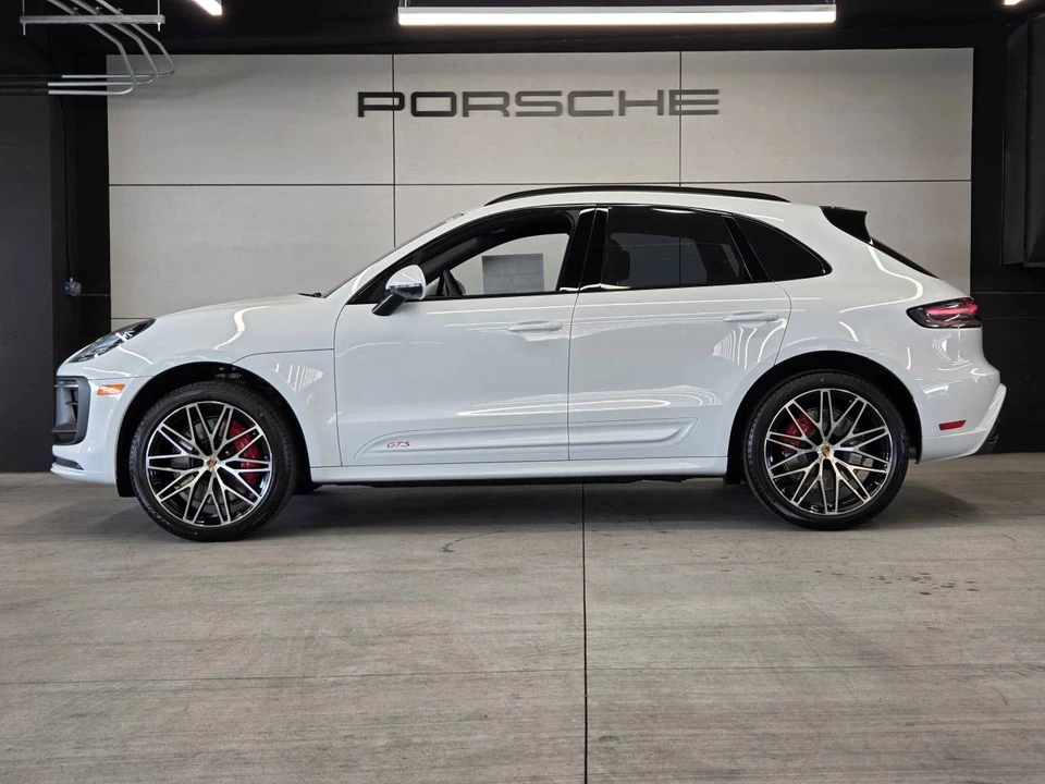 2026 Porsche Macan GTS - Image 2 of 5