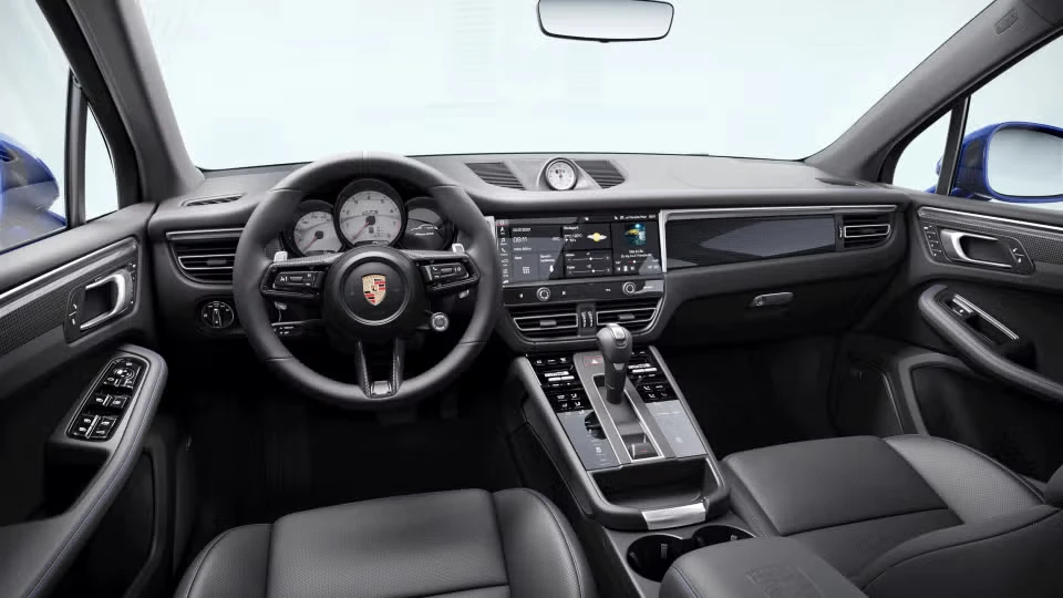 2026 Porsche Macan GTS - Image 27 of 31
