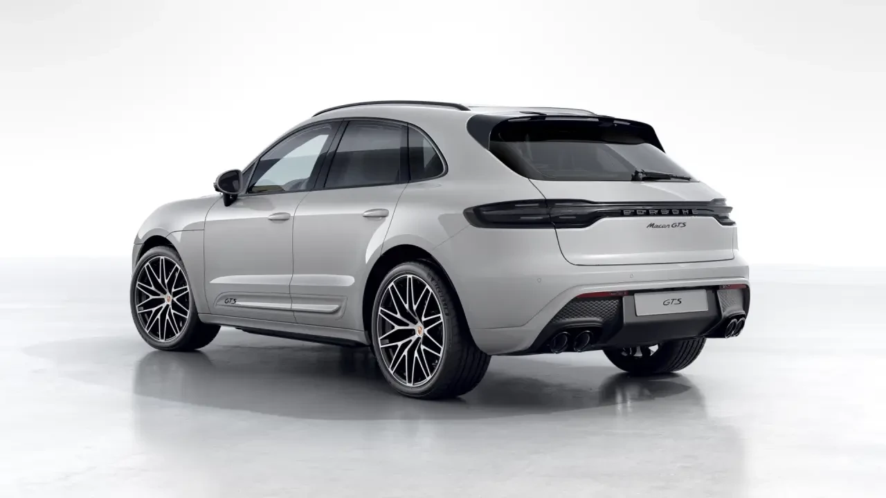 2026 Porsche Macan GTS - Image 24 of 31