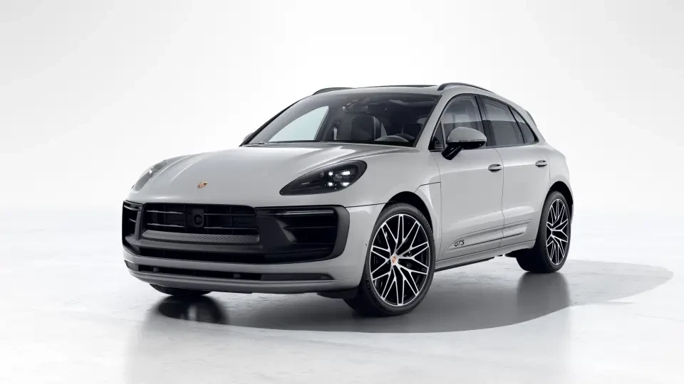 2026 Porsche Macan GTS - Image 7 of 31
