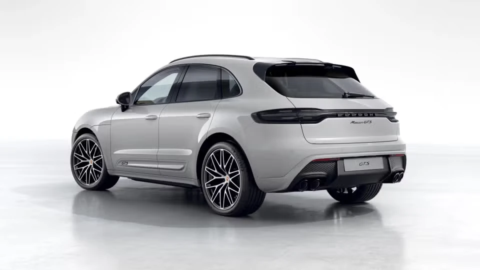 2026 Porsche Macan GTS - Image 19 of 31