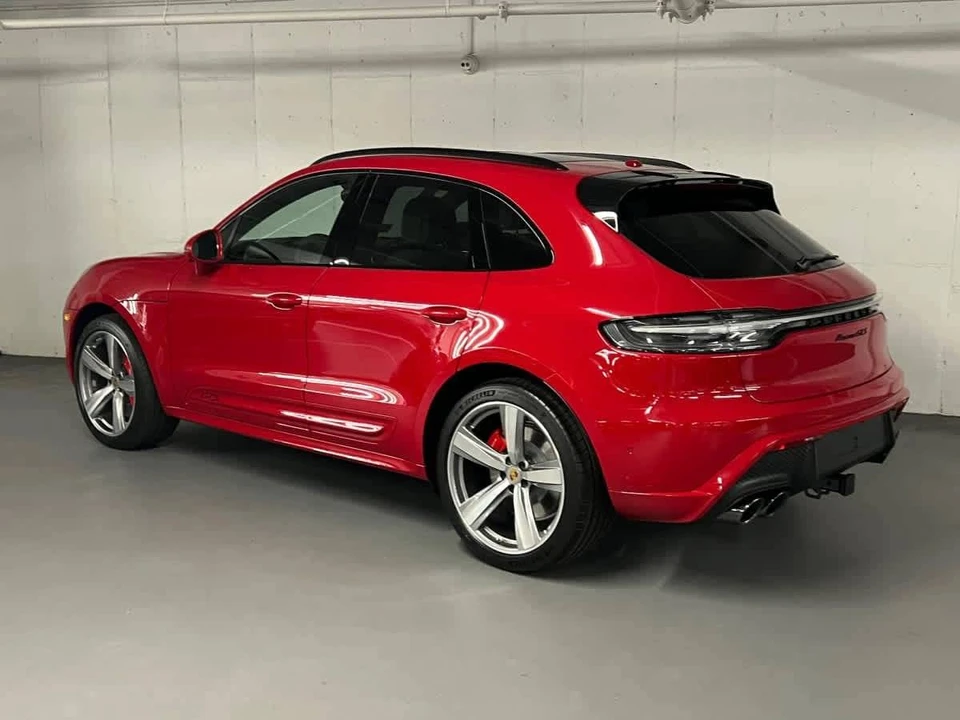 2026 Porsche Macan GTS - Image 3 of 5
