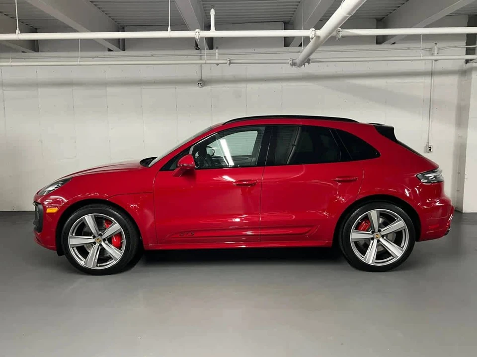 2026 Porsche Macan GTS - Image 2 of 5