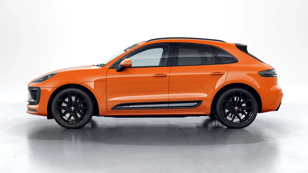 2026 Porsche Macan GTS - Image 12 of 30