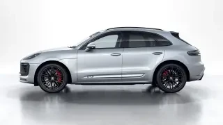 2026 Porsche Macan GTS - Image 13 of 31