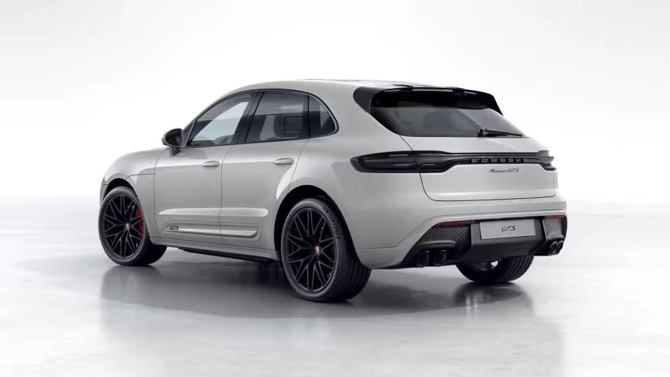 2026 Porsche Macan GTS - Image 19 of 30