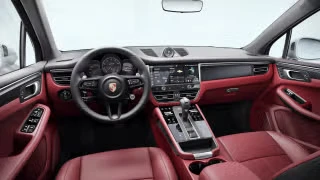 2026 Porsche Macan GTS - Image 25 of 30