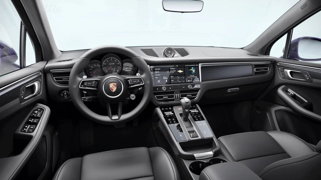 2026 Porsche Macan GTS - Image 9 of 10