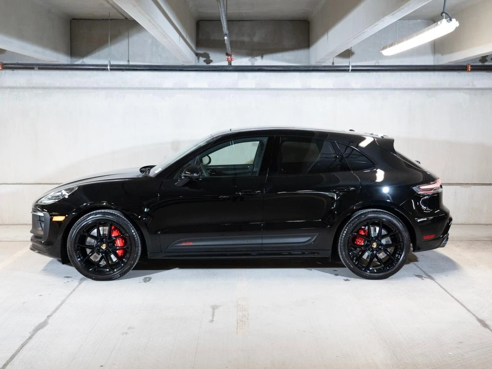 2026 Porsche Macan GTS - Image 2 of 29