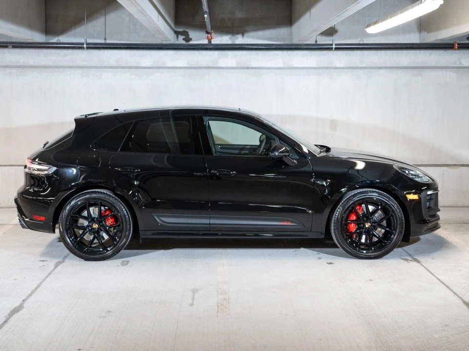 2026 Porsche Macan GTS - Image 8 of 29