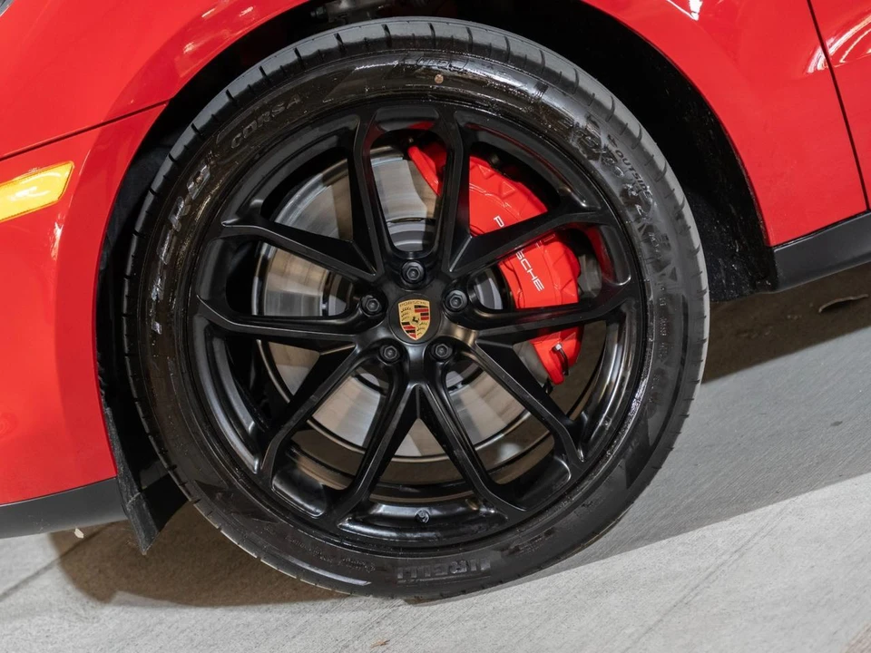2026 Porsche Macan GTS - Image 11 of 29