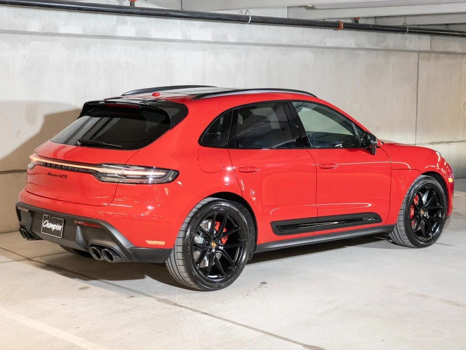 2026 Porsche Macan GTS - Image 9 of 29