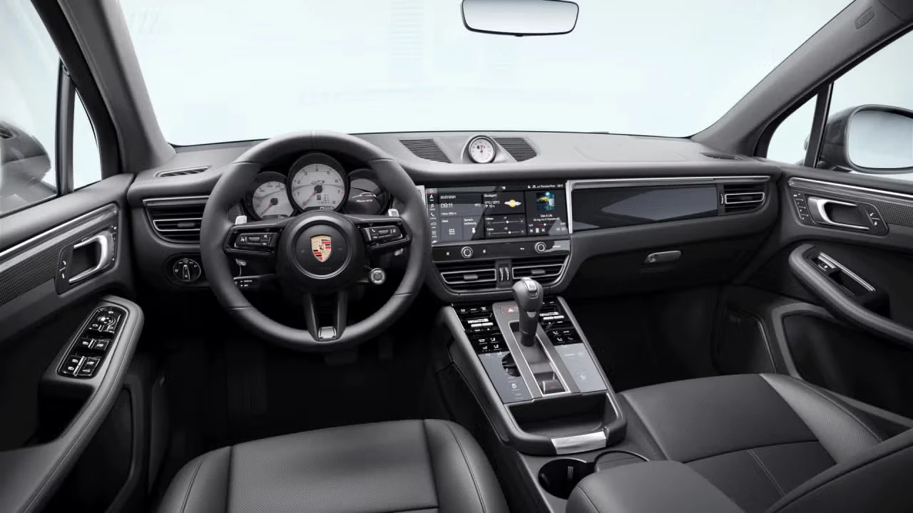 2026 Porsche Macan GTS - Image 28 of 31