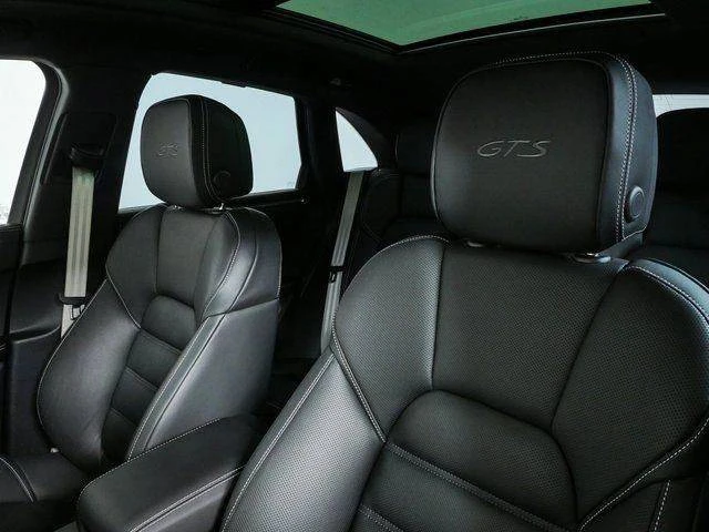 2026 Porsche Macan GTS - Image 5 of 5