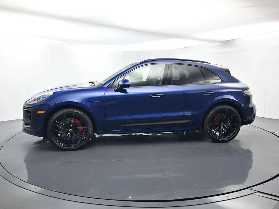 2026 Porsche Macan GTS - Image 2 of 5