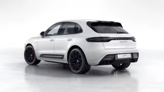 2026 Porsche Macan GTS - Image 17 of 31