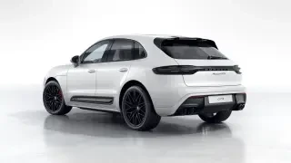 2026 Porsche Macan GTS - Image 21 of 31