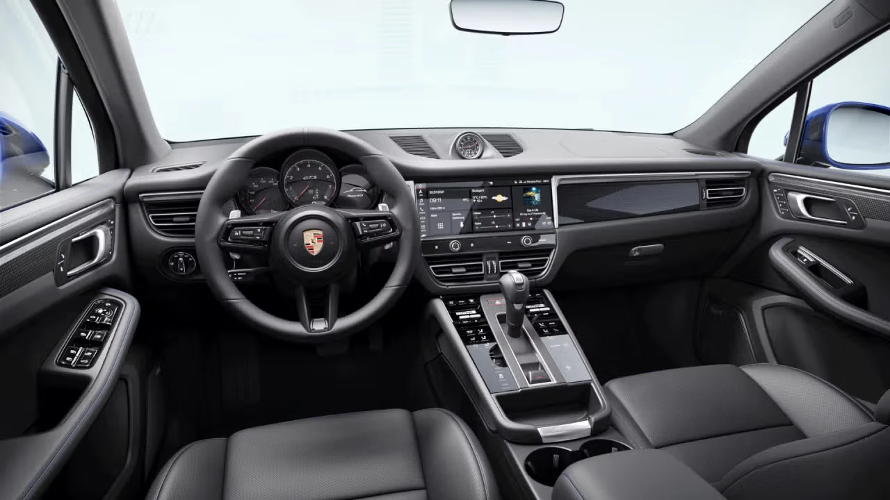 2026 Porsche Macan GTS - Image 28 of 30