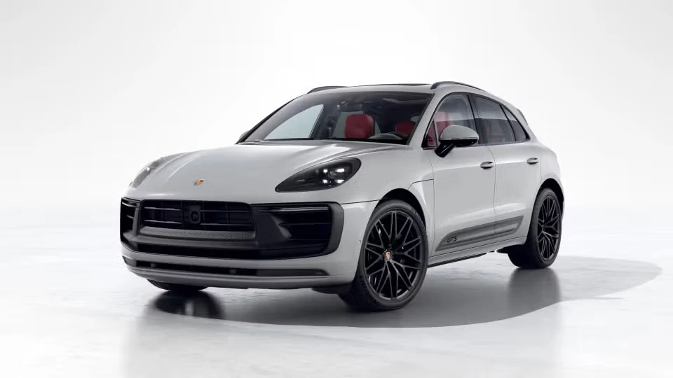 2026 Porsche Macan GTS - Image 3 of 30