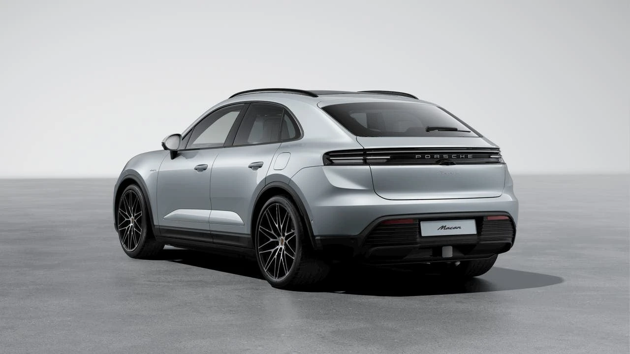 2026 Porsche Macan Electric - Image 3 of 10