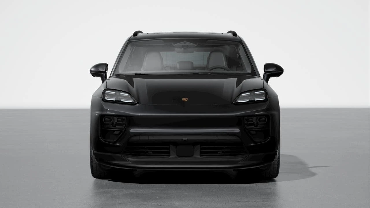 2026 Porsche Macan Electric - Image 8 of 10