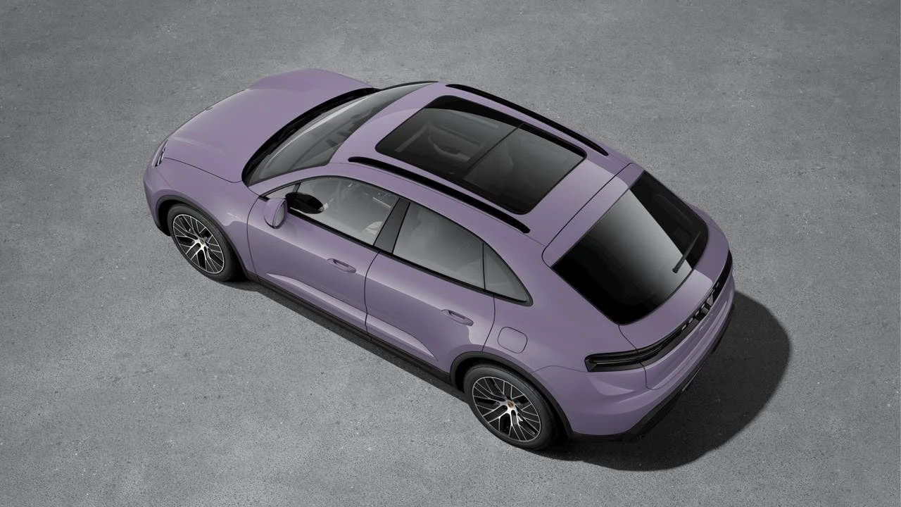 2026 Porsche Macan Electric - Image 4 of 10