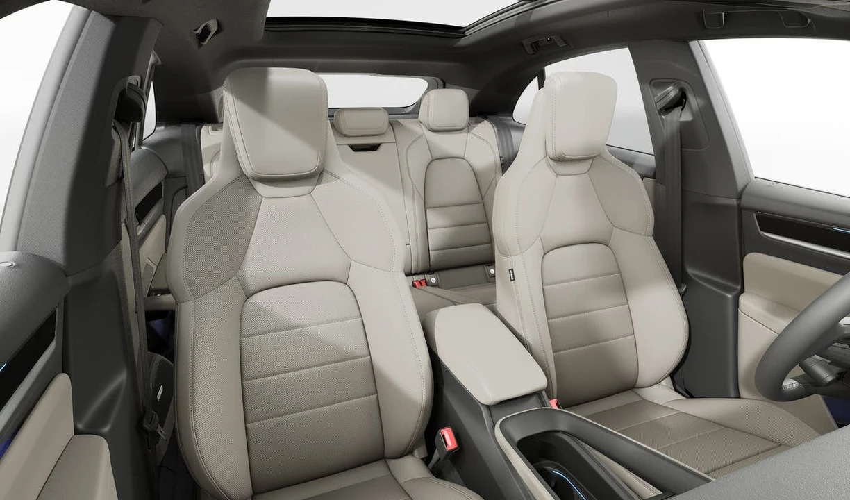 2026 Porsche Macan Electric - Image 12 of 14