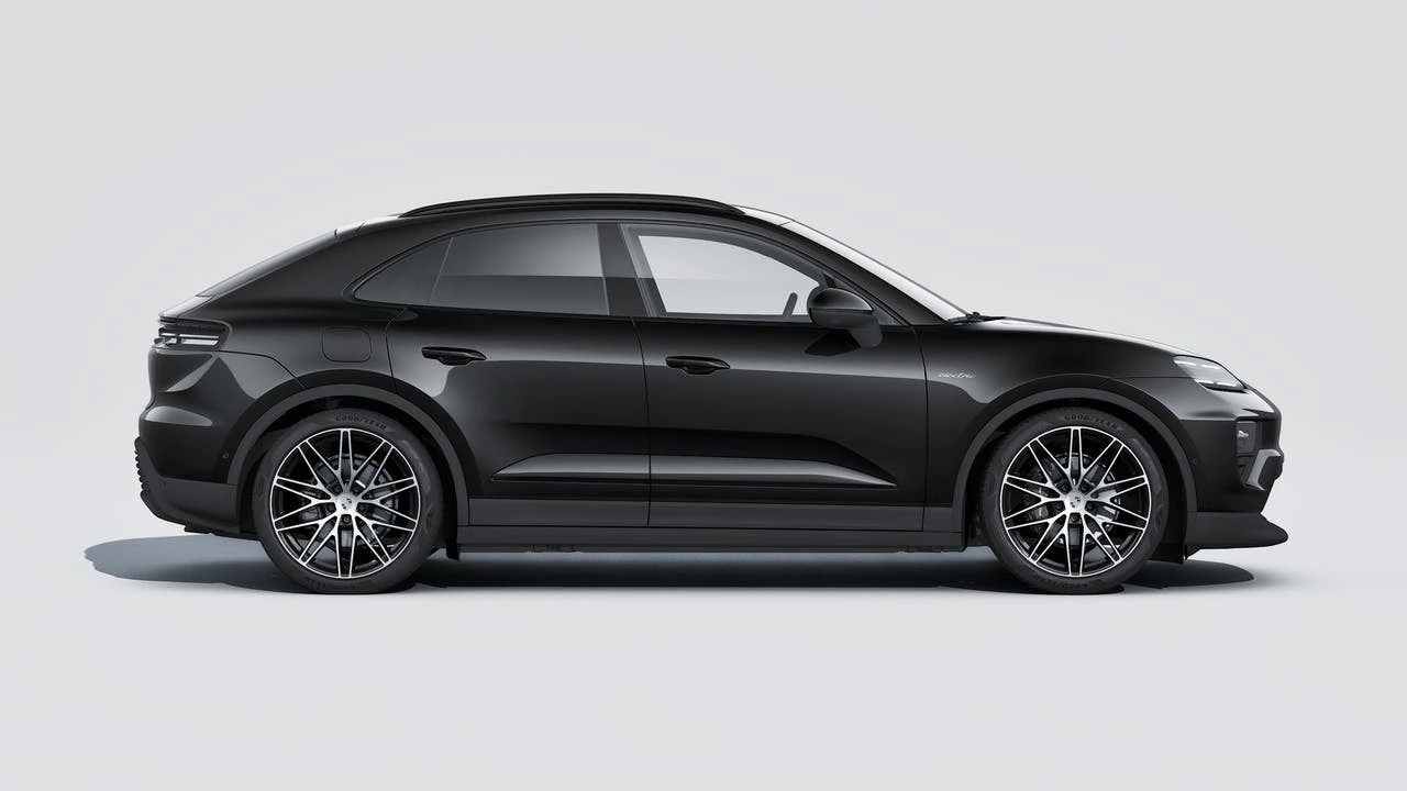 2026 Porsche Macan Electric - Image 6 of 14