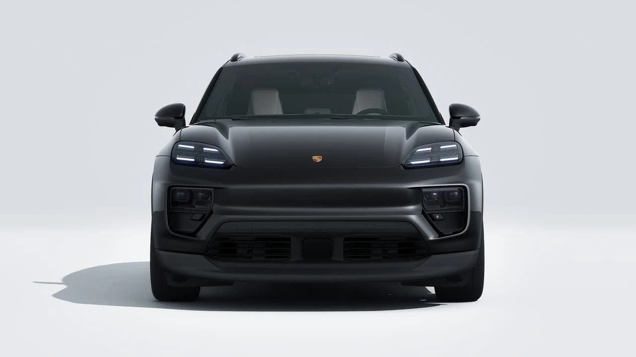 2026 Porsche Macan Electric - Image 8 of 14