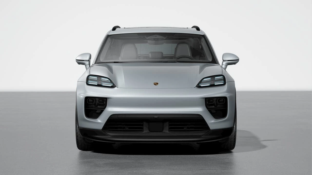 2026 Porsche Macan Electric - Image 8 of 10