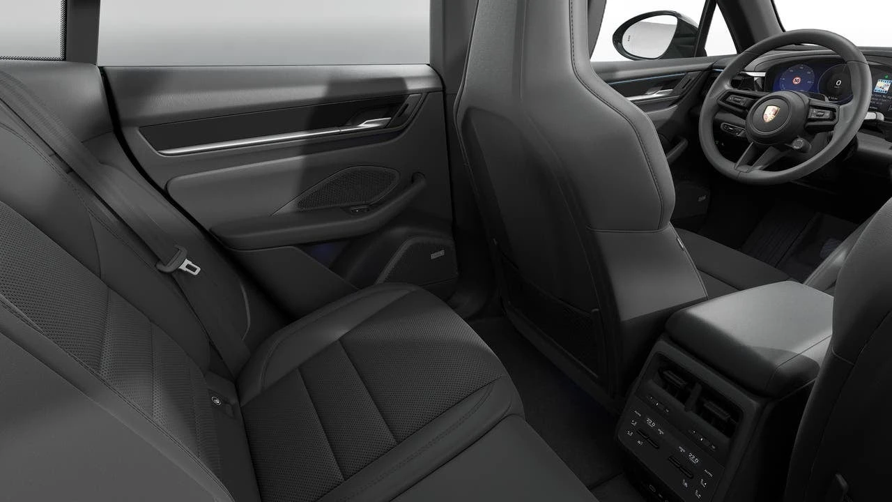 2026 Porsche Macan Electric - Image 14 of 14