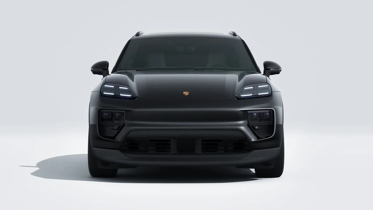 2026 Porsche Macan Electric - Image 8 of 14