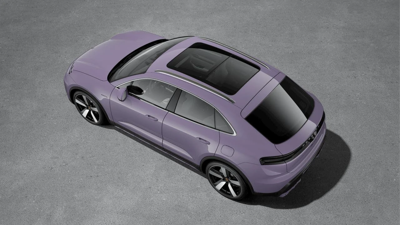 2026 Porsche Macan Electric - Image 4 of 10