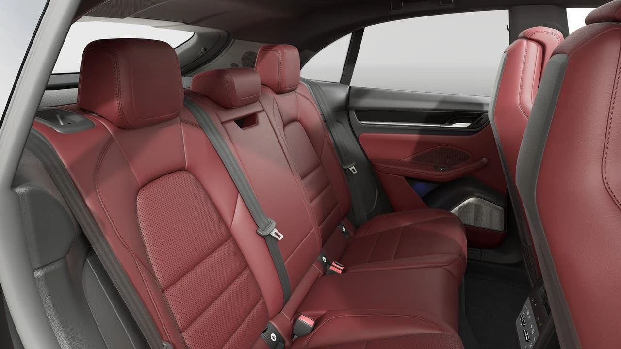 2026 Porsche Macan Electric - Image 13 of 14