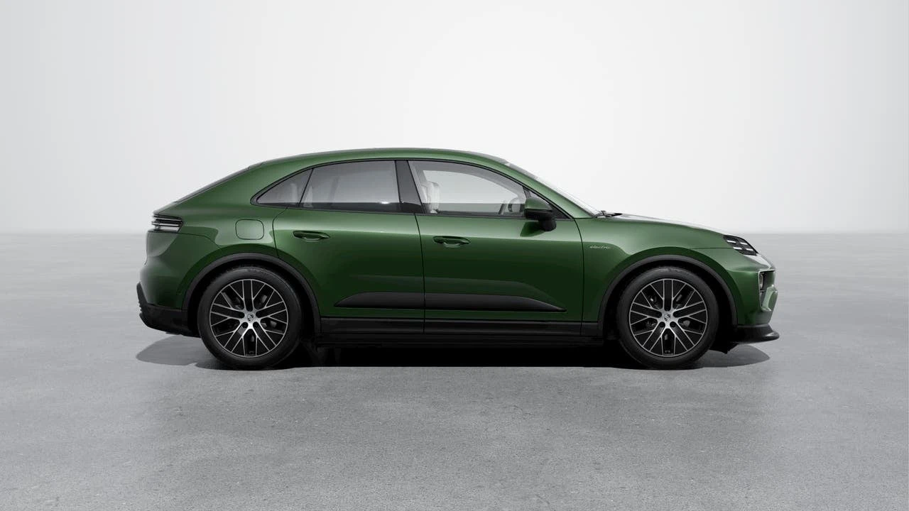2026 Porsche Macan Electric - Image 6 of 10