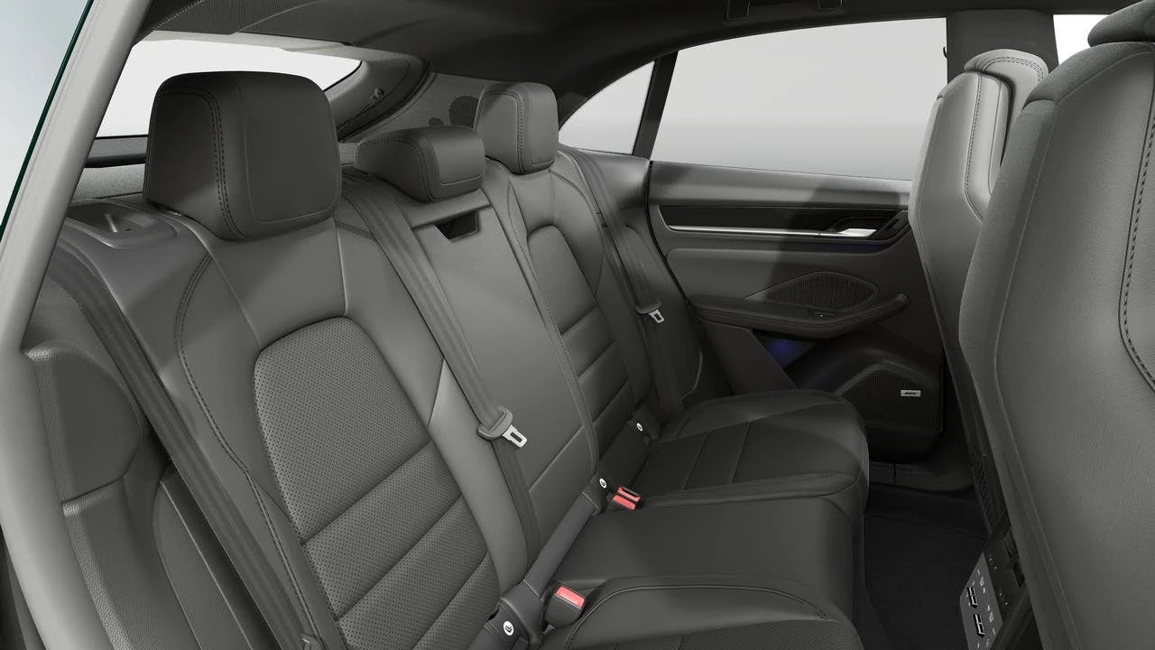 2026 Porsche Macan Electric - Image 13 of 14