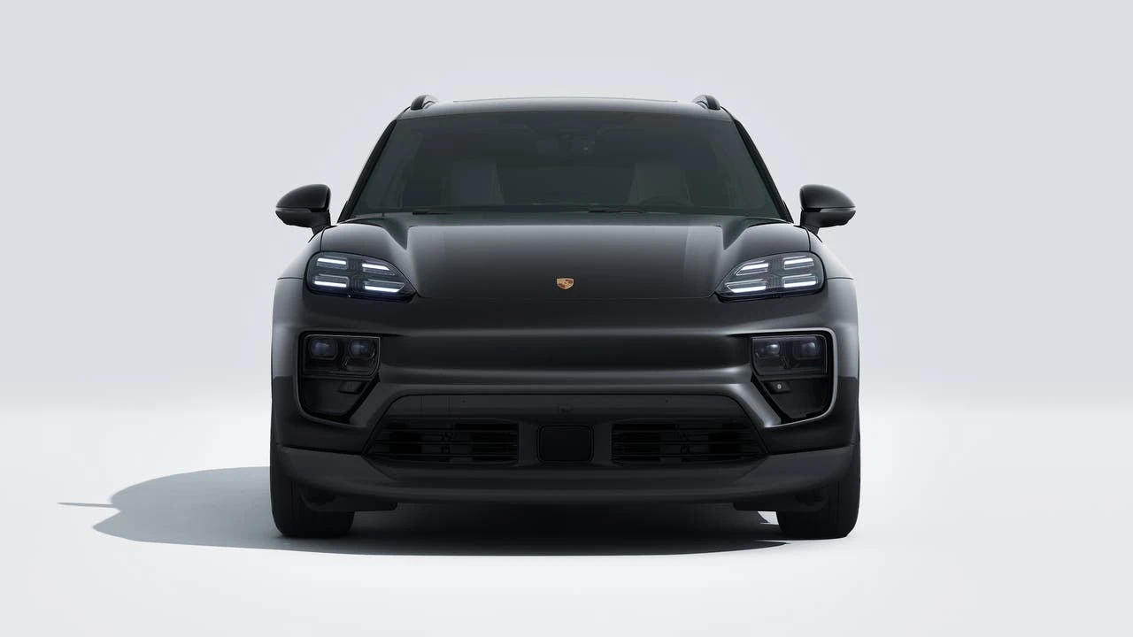 2026 Porsche Macan Electric - Image 8 of 14