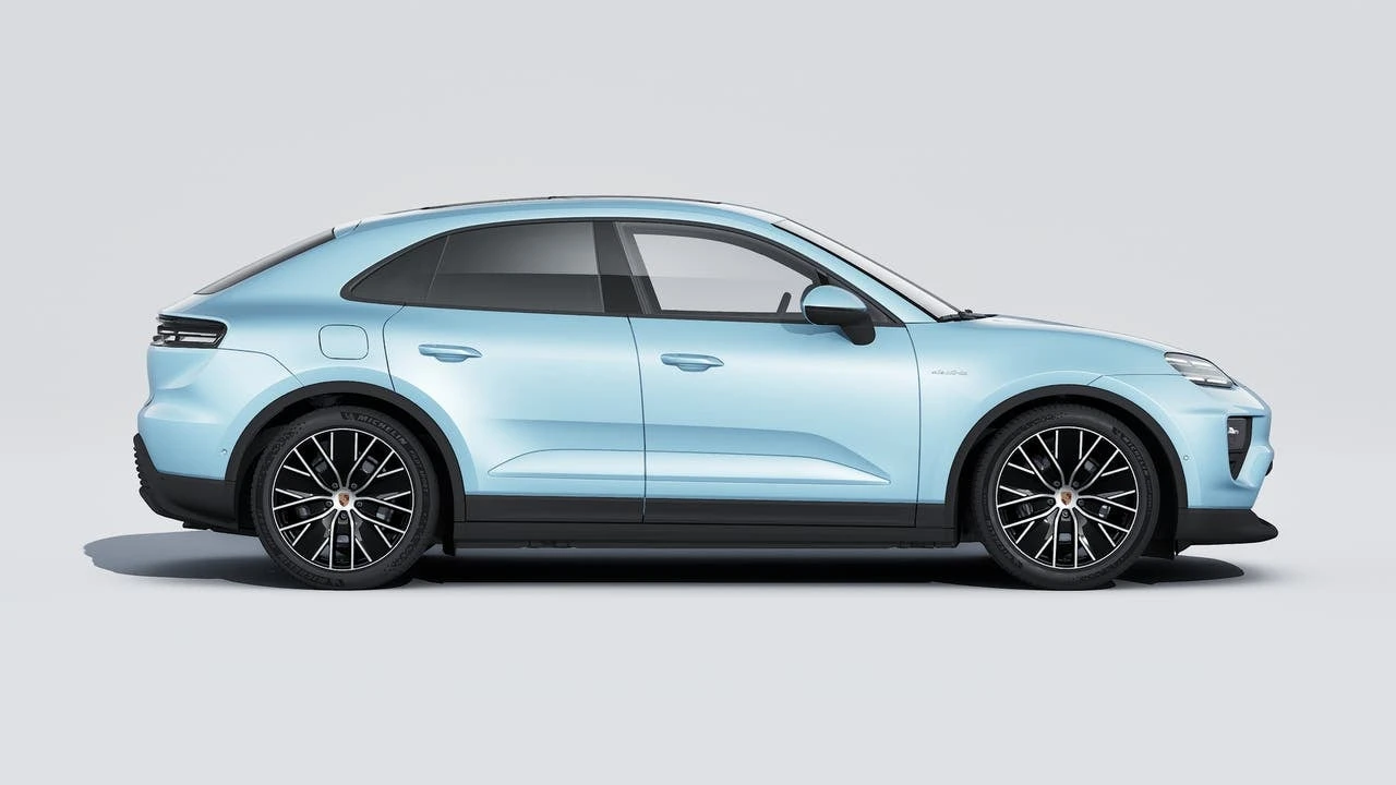 2026 Porsche Macan Electric - Image 6 of 14