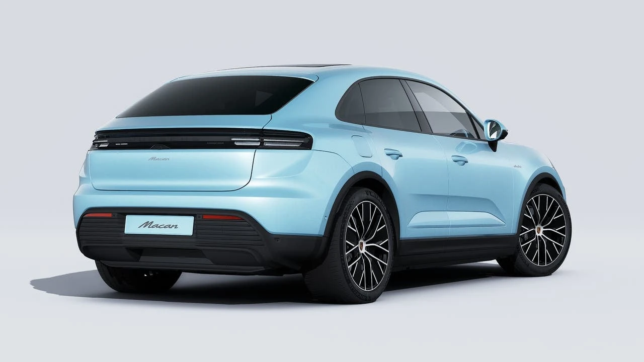 2026 Porsche Macan Electric - Image 9 of 14